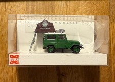 Top: Busch 43014 Toyota Land