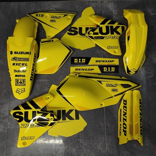 Kunststoff grafik suzuki - +,