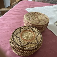 10 teiliges Rattan-Untersetzer, Tassenuntersetzer, Tischset, Aufbewahrung Dose