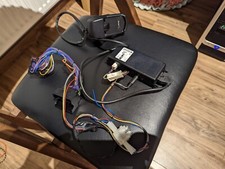 Bury Uni System 8 Freisprecheinrichtung Auto Kit Uni Car Talk, Basis und Universalwiege