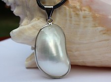 P58 Muschel Perlmutt Perle