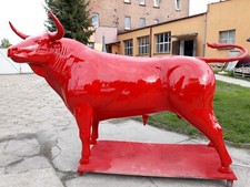 Spanischer Stier lebensgroß