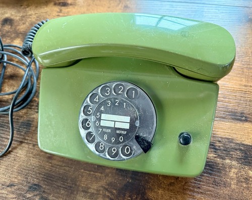 Wählscheibentelefon analog - /,