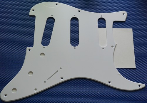 New white stratocaster - new,