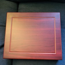 Echtholz-Münzkassette mit 24 Fächern 50 x 50 mm