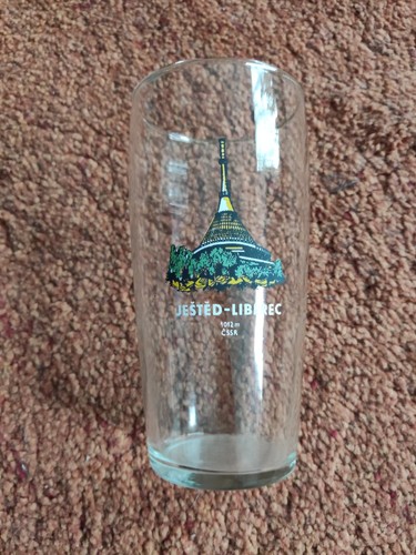 Hübsches bierglas - hübsches,