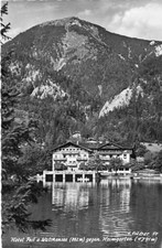 Walchensee AK Hotel "Post", Panorama zum Heimgarten, "Huber"-Postkarte um 1950