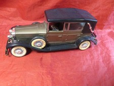 Modell Auto Oldtimer Lincoln 1928 mit Transistor Radio aus den 60/70er Jahren