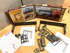 FALLER HO 2 x Brückenkran nr. 120164 mit OVP Transporthaken fehlen siehe Bild