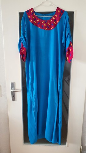 Blauer kaftan aus marokko - aus,