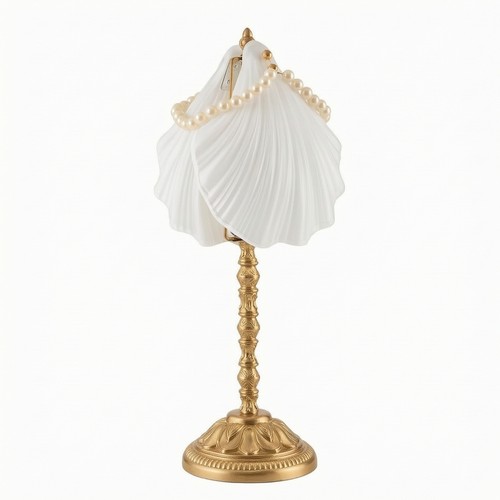Tischleuchte mit perlenschmuck - tischleuchte,