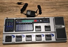 DigiTech BNX3 ist ein leistungsstarker Multi-Modelling-Bass-Gitarrenprozessor 