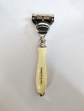 TRUEFITT & HILL WELLINGTON