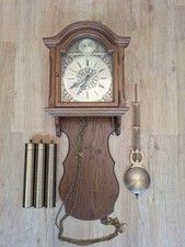 Wanduhr Tempus Fugite