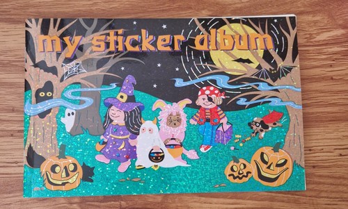 Sandylion sticker album - ❤️,