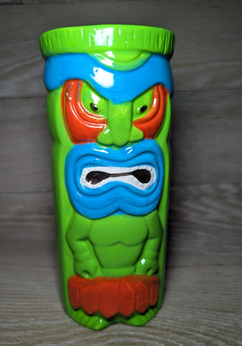 Totem style tiki - totem,