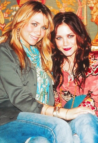 Dia mary kate ashley olsen - &,