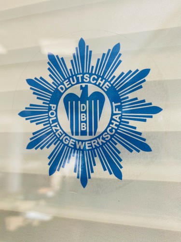 Deutsche polizeigewerkschaft - deutsche,