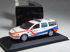 (YG-31) Minichamps 430171894 Volvo V70 Police Geneve in 1:43 in OVP