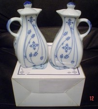 Blau und Weiß in Deutschland hergestellte Öl und Essig Gewürzkrüge