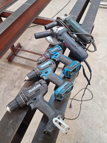 Konvolut defekt makita 18v - defekt,