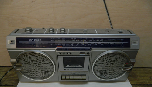 Sharp 5454 radio - sharp, gf