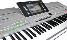 Yamaha Tyros 3 + 1024MB RAM  Arranger Workstation Keyboard *NEUWERTIG* + Gewähr