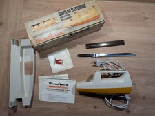 1970er moulinex  Elektrisches Messer orange-weiß-braun 2 Klingen, Wandhalter,OVP