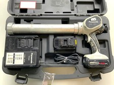 Akku Kartuschen-Pistole Panasonic EY 3641 Applicator Dosierpistole 600 ml