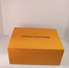 Louis Vuitton 14x11x6  EMPTY
