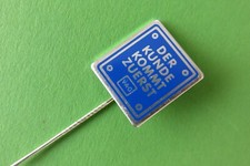 V-A-G  Audi alte  Anstecknadel