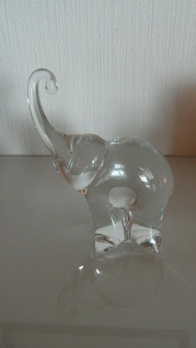 Elefant aus bleiglas - elefant,
