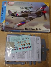 Spitfire Tr.9 'Military' (4x