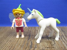 kleine Fee mit Einhorn