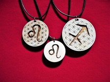 Sternzeichen Holz Halskette