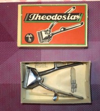 Haarschneider DDR, Hand-Haarschneidemaschine "Theodosia", Bartschneider
