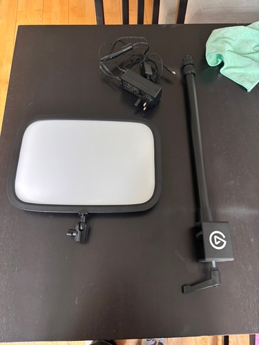 Top zustand gato key - zustand:, light