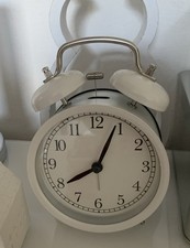 Ikea Dekad Wecker ,aus Stahl/Glas,läuft  Batterie Weiß ,Ø10cm.x14cm.Hx6cm.B