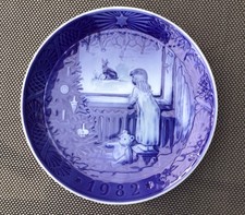 Royal Copenhagen Porzellan Weihnachtsteller von  1982 Porzellan Blau weiss