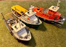 Kibri H0 8512 / 9158 / 9155 Schubschiff Fahrgastschiff Krabbenkutter gebaut alt