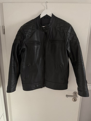 Schwarze lederjacke - schwarze,