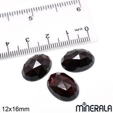Natürlich red garnet - red,
