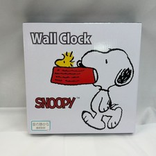 Snoopy Wanduhr Schwarz Lautlos