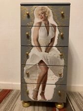 Design Kommode  "Marilyn Monroe" Unikat mit Elementen der Skulptur 92x41х36cm