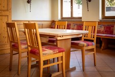 Tisch- und Stuhl Kombination Gastronomie Holz gebraucht 