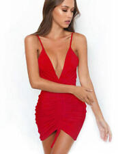 Nude Kleid Kräuselt