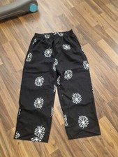 Damen dreiviertel Hose Gr M