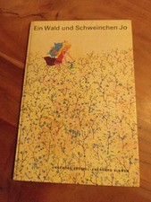 Ein Wald und Schweinchen Jo
