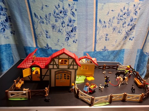 Playmobil großer reiterhof - playmobil,