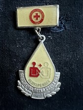 DDR Abzeichen -  DRK  -